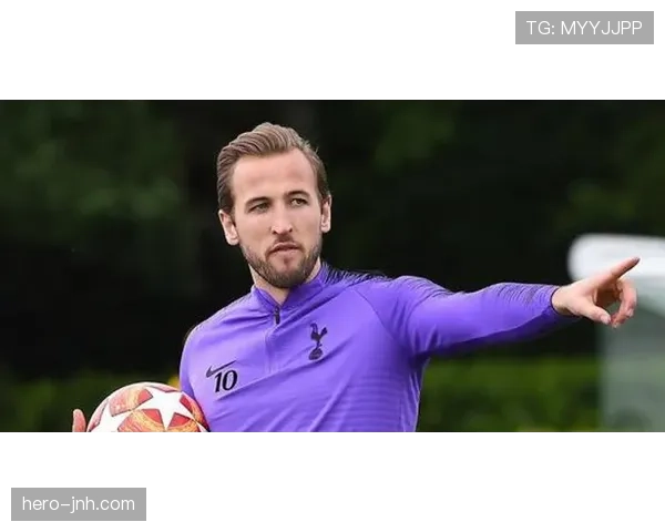 凯恩是否最强无冠球员？顶级表现与荣誉缺失的矛盾解析