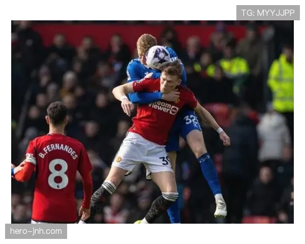 曼联近期比赛失控加剧，节奏混乱暴露全队稳定性承压