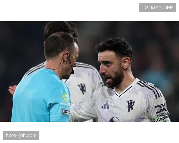 克罗斯与布鲁诺·费尔南德斯传球分布偏移及中场组织差异分析