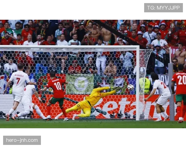 亨利高位逼抢撕开防线 加速角色转变引领本赛季攻击潮